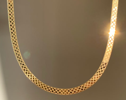 Vintage 9ct Gold Criss Cross Herringbone Necklace